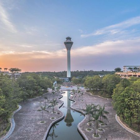 Klia Lili Residensi 5 Plus 2 Pax With Splendid Pool نيلاي المظهر الخارجي الصورة
