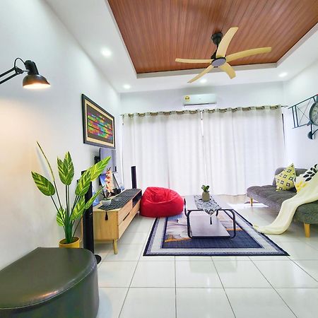 Klia Lili Residensi 5 Plus 2 Pax With Splendid Pool نيلاي المظهر الخارجي الصورة