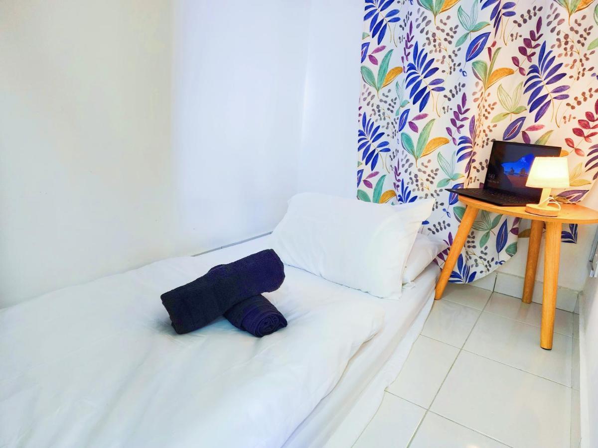 Klia Lili Residensi 5 Plus 2 Pax With Splendid Pool نيلاي المظهر الخارجي الصورة